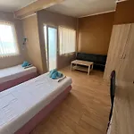Pensjonat Globus 2*