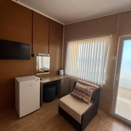 Globus Pensjonat Złote Piaski