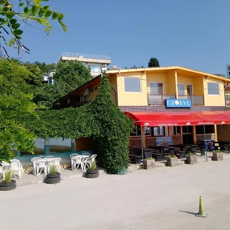 Globus Złote Piaski