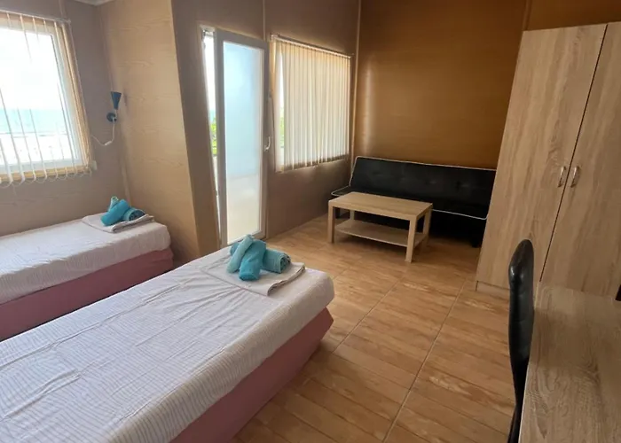 Casa de hóspedes Globus 2*